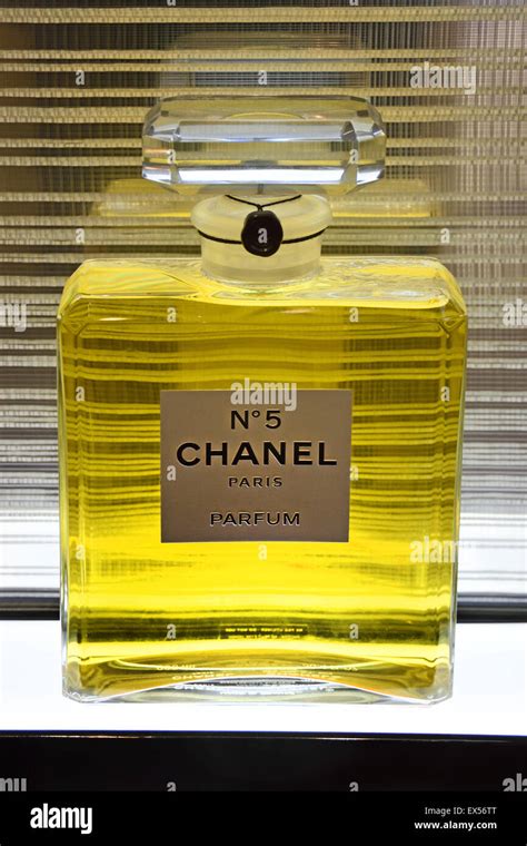 chanel perfume hong kong price|chanel perfume hong kong airport.